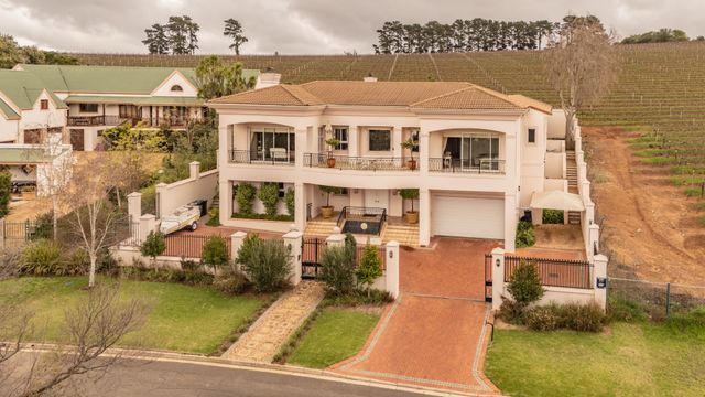 5 Bedroom Property for Sale in Aurora Western Cape